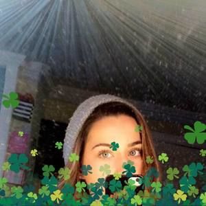 Meet your Posher, Monica